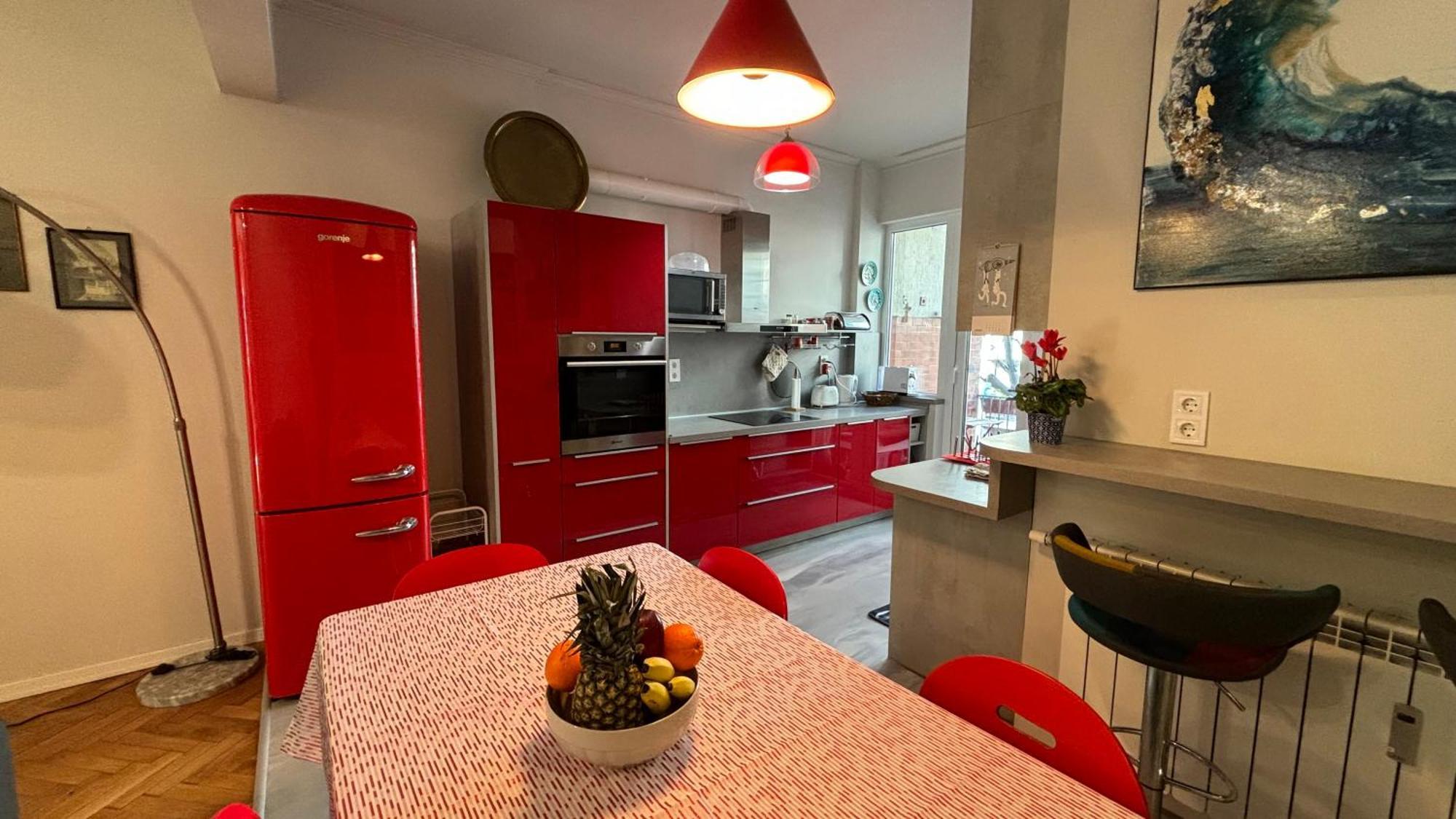Top Central Place With 2 Bedrooms In София Экстерьер фото